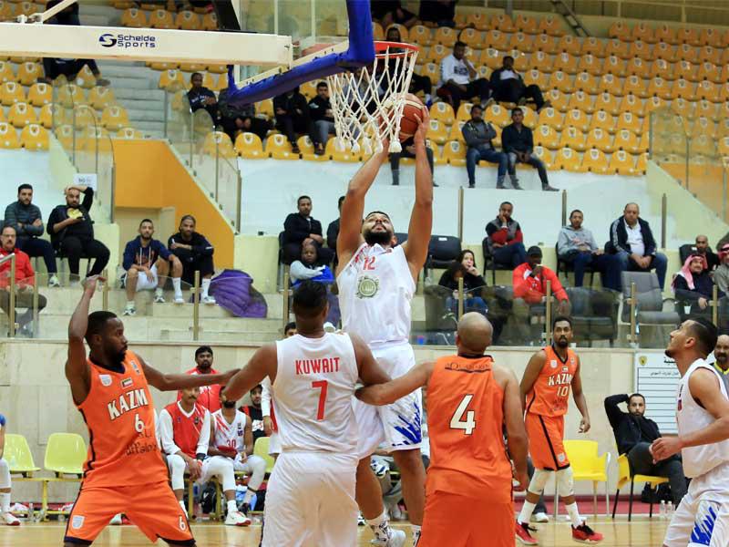 جانب من مباراة الكويت وكاظمة لكرة السلة