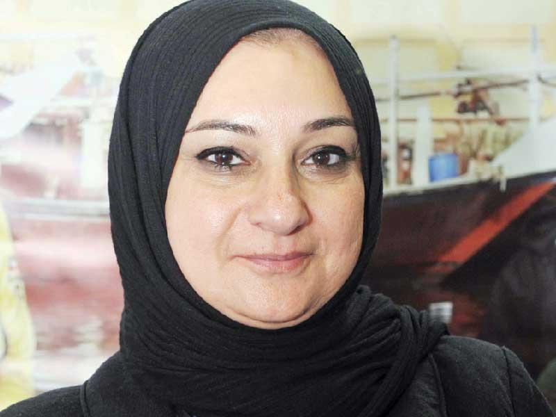 رئيسة فريق التوعية البيئية ومسؤولة العلاقات العامة في فريق الغوص معصومة مذكوري