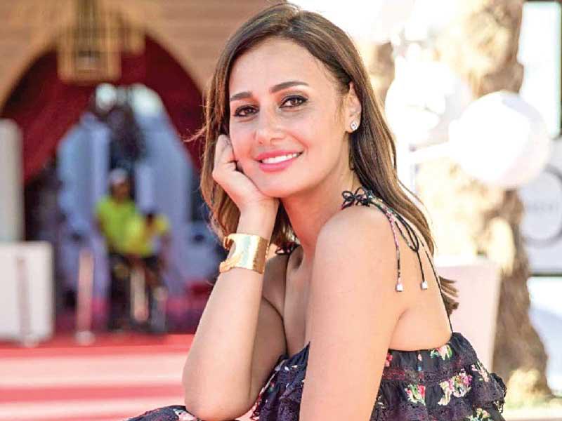 الفنانة حلا شيحة