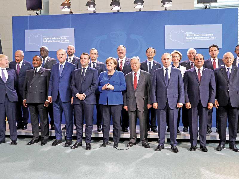 المشاركون في مؤتمر برلين أمس (إي بي إيه)