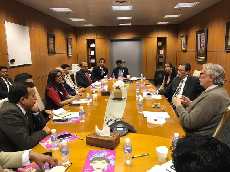 جانب من لقاء وفد الجامعات الهندية