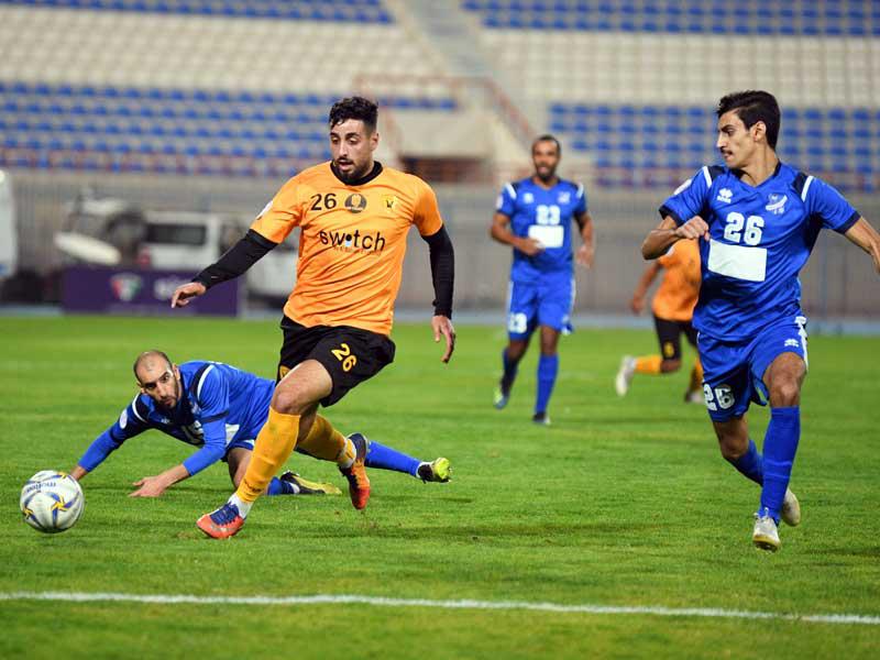 جانب من مباراة القادسية والتضامن