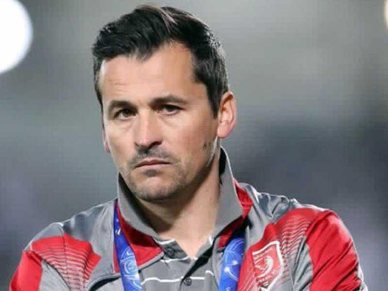 مدرب الدحيل متصدر الدوري القطري لكرة القدم البرتغالي روي فاريا