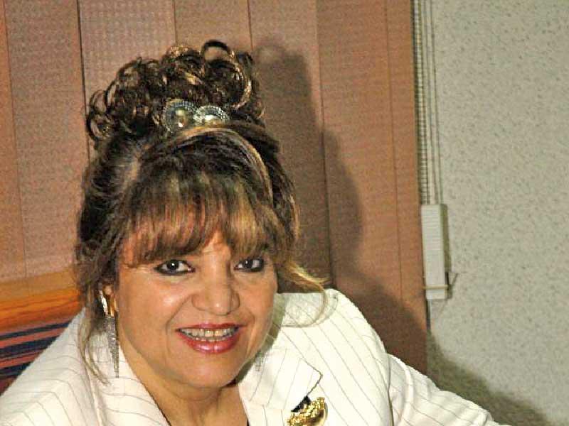 منى الشافعي