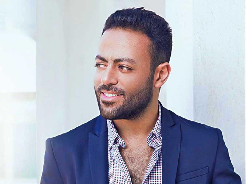 المطرب تامر عاشور