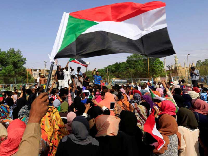 السودان: ارتفاع قتلى انفجار قنبلة إلى 7