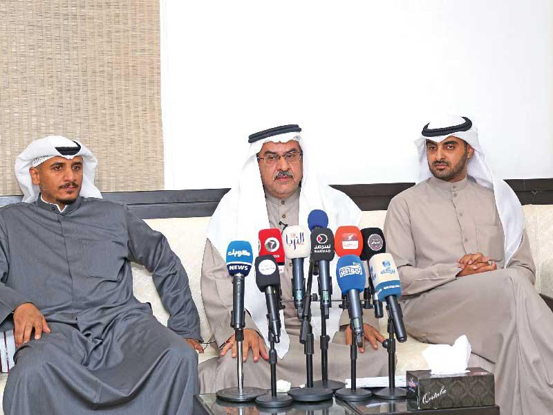 ضيفا ندوة «عجز السلطتين»