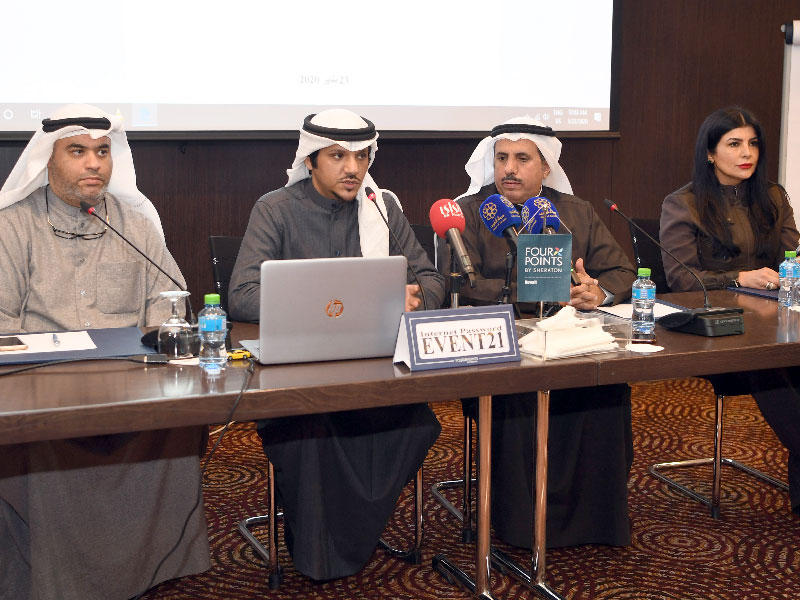 جانب من المؤتمر الصحافي بجمعية الشفافية