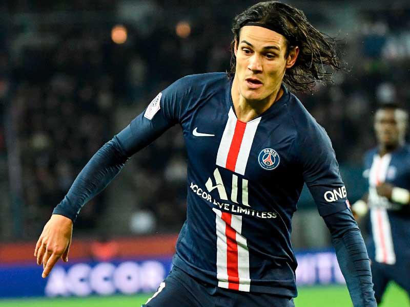  المهاجم الأوروغواياني ادينسون كافاني