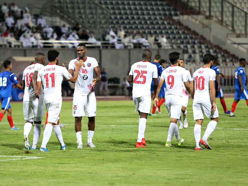لقاء سابق لنادي الكويت لكرة القدم