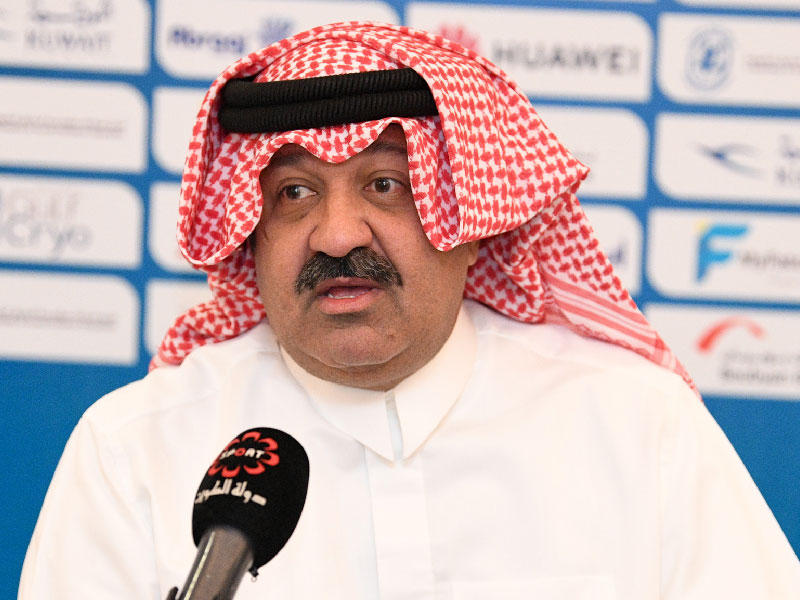 رئيس مجلس إدارة اتحاد الكرة الشيخ أحمد اليوسف