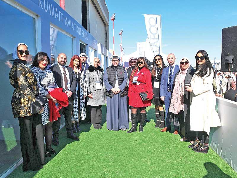مشاركون في معرض الكويت للطيران 2020