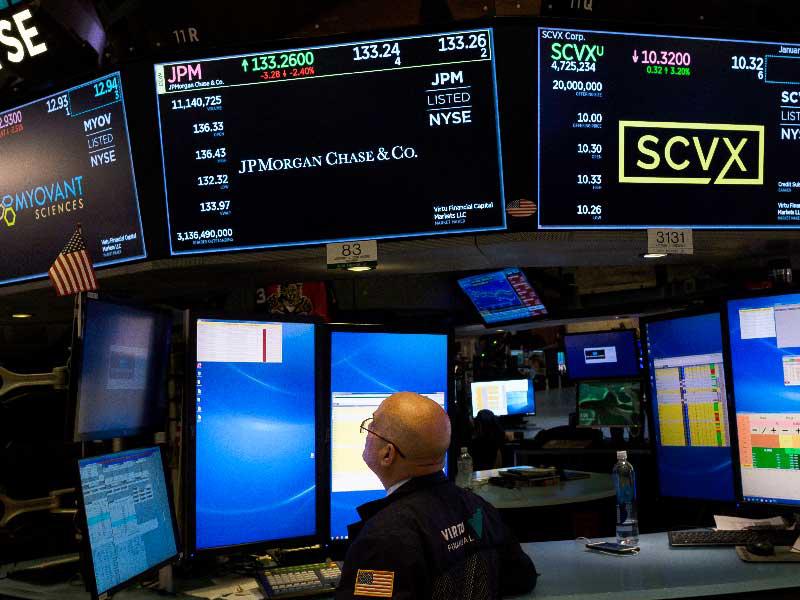 ورصة نيويورك في نهاية اليوم في نيويورك  