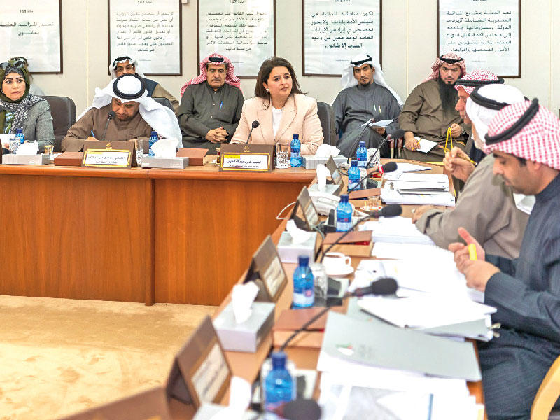 جانب من اجتماع «الميزانيات»