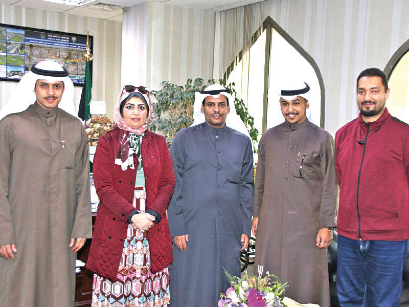 أشكناني ووفد جمعية إشبيلية