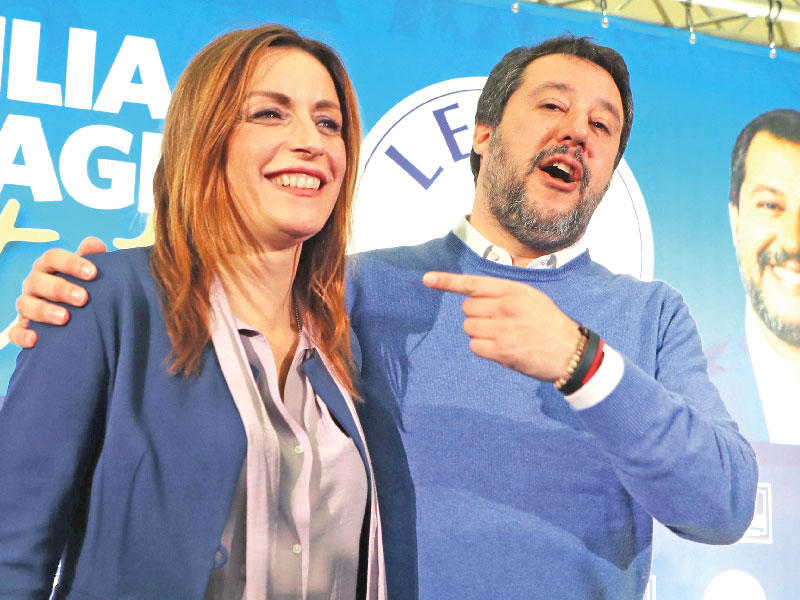 مرشحة اليمين لوتشيا بورغونزوني