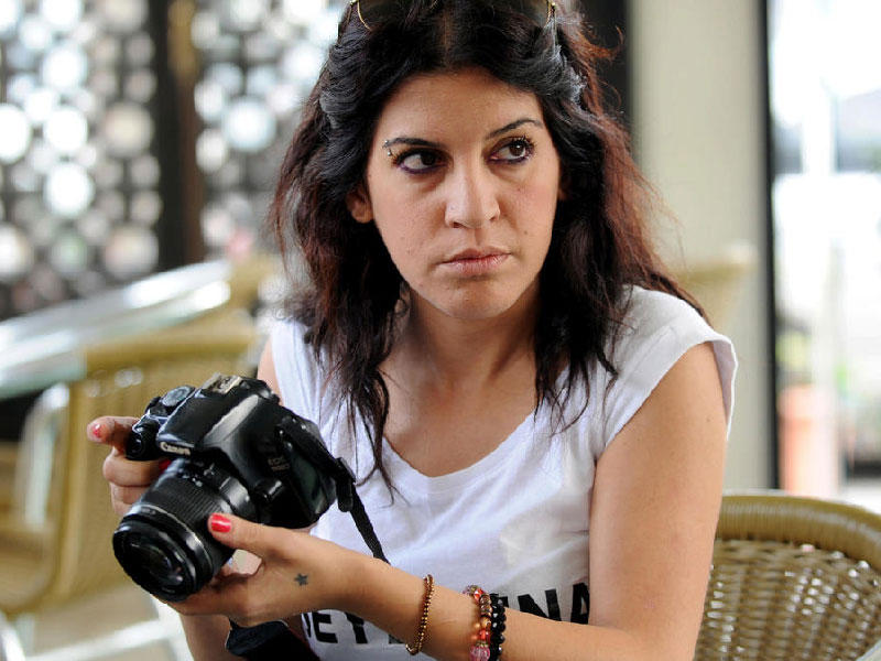 المدوّنة والناشطة الحقوقية لينا بن مهني