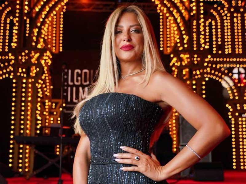 الفنانة ريم مصطفى