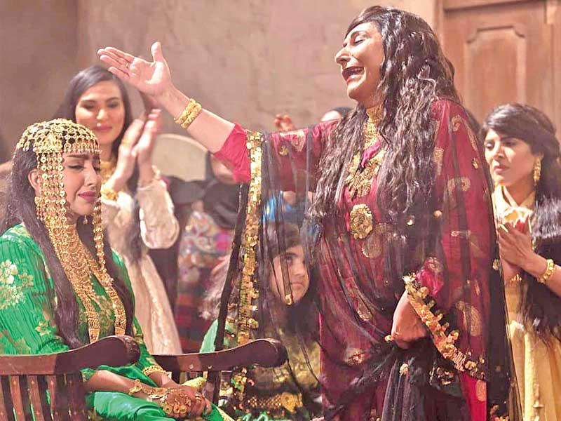 هيفاء عادل في مشهد من «الديرفة»