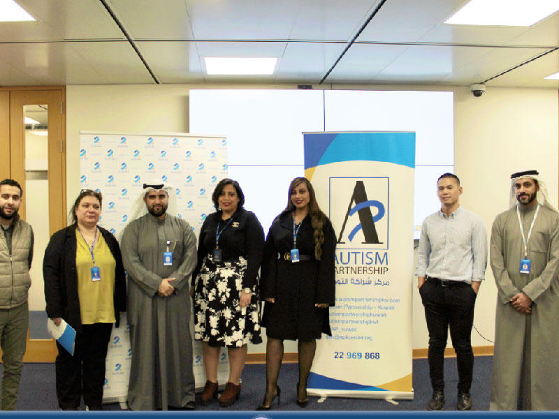 ممثلو بنك برقان ومركز شراكة التوحد – الكويت