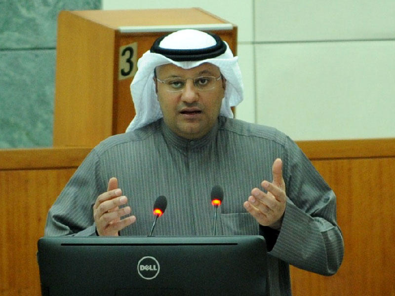 وزير الصحة الأسبق علي العبيدي