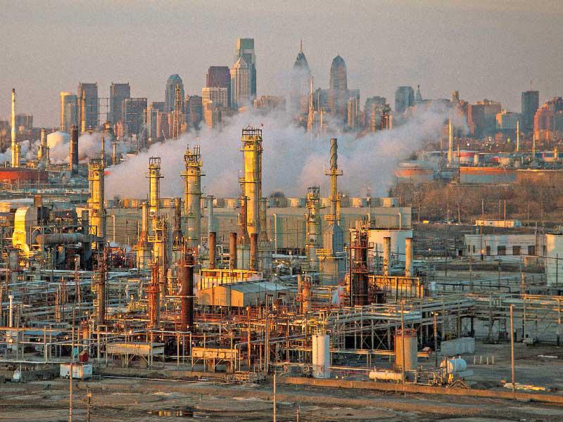 النفط أكبر المتضررين من العقوبات الأميركية