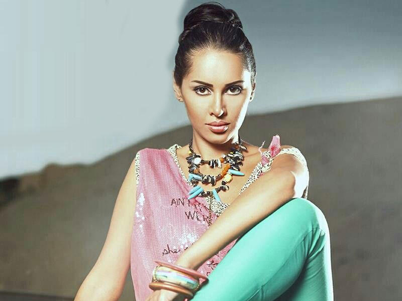 الفنانة ياسمين رئيس