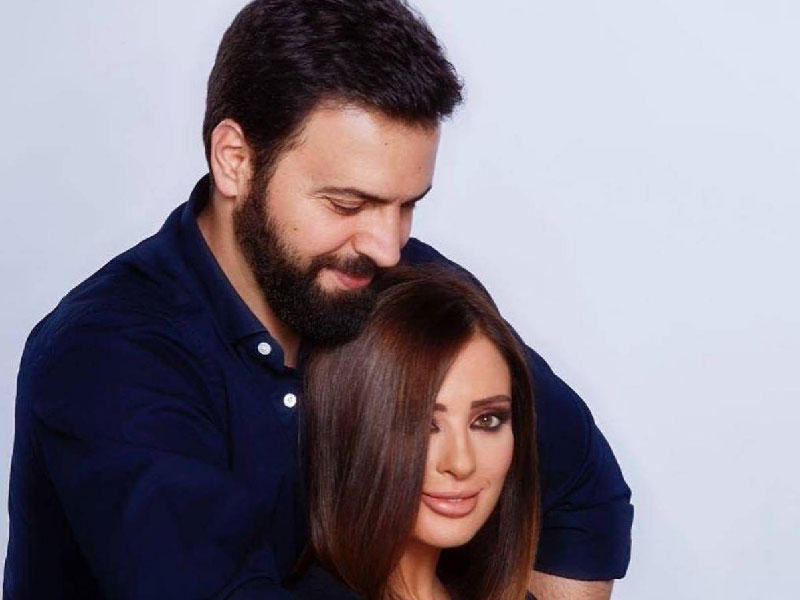 الإعلامية وفاء الكيلاني مع زوجها النجم السوري تيم الحسن