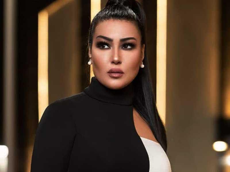 النجمة سمية الخشاب