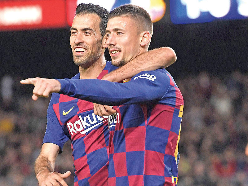 لاعبو برشلونة خلال مباراة سابقة