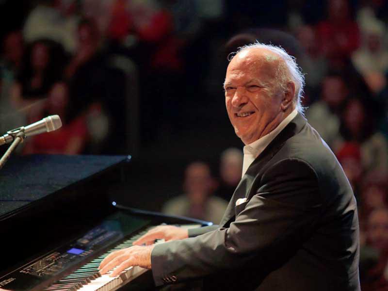 الموسيقار عمر خيرت