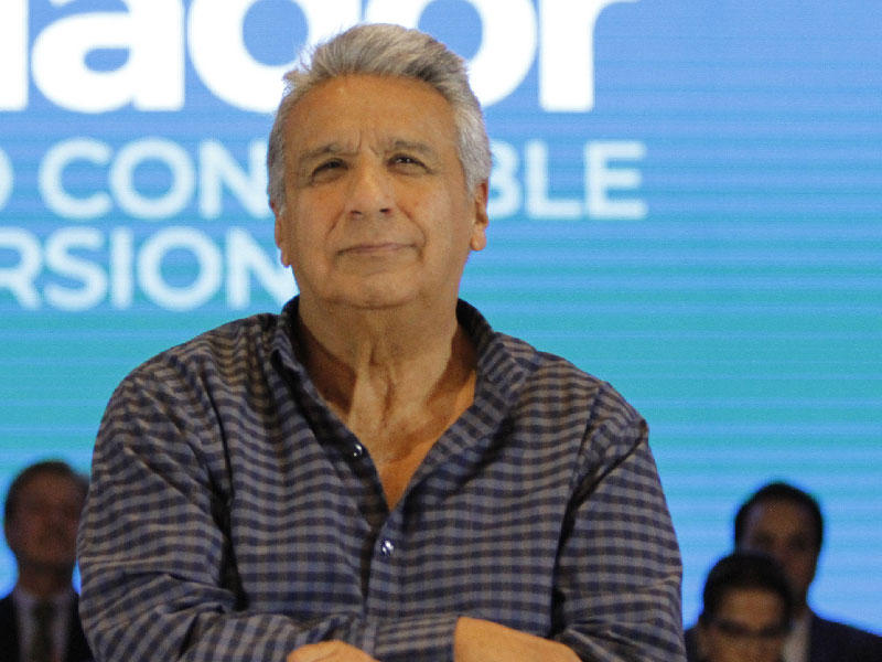 الرئيس الإكوادوري لينين مورينو يتحدث عن التحرش الجنسي خلال حدث مع المستثمرين