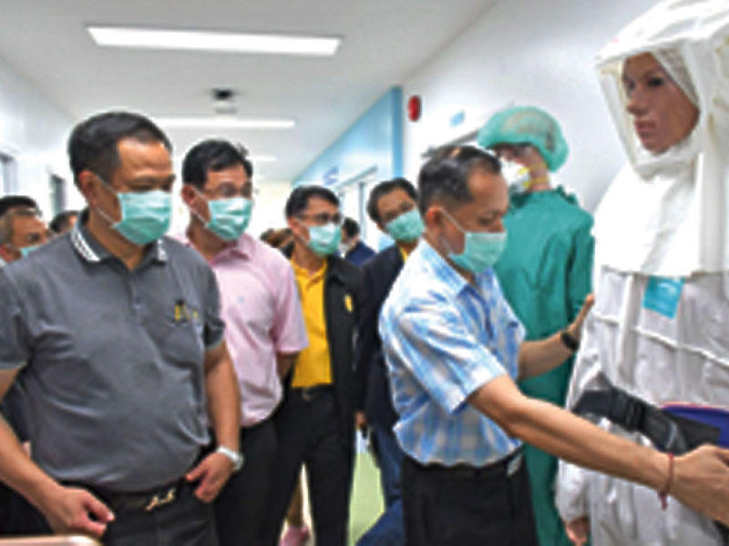 الاتحاد الأوروبي يدعم الصين بملابس واقية