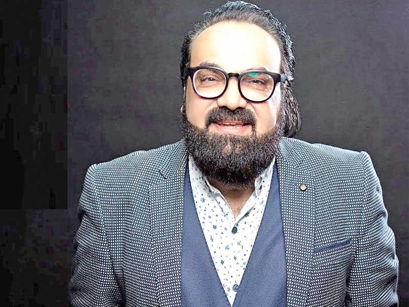 الفنان نادر أبوالليف