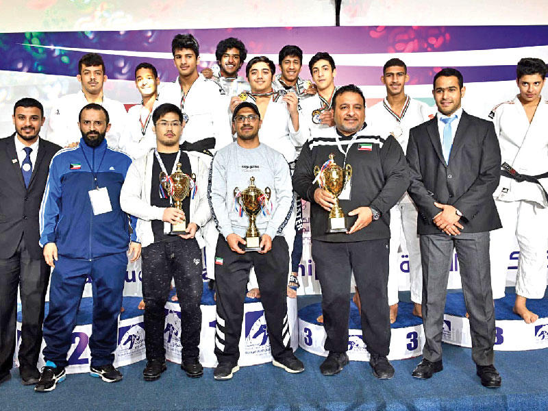 تتويج لاعبي الكويت في البطولة العربية الاولى لمنتخبات الاشبال في الجودو