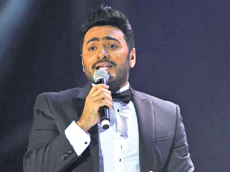 النجم تامر حسني