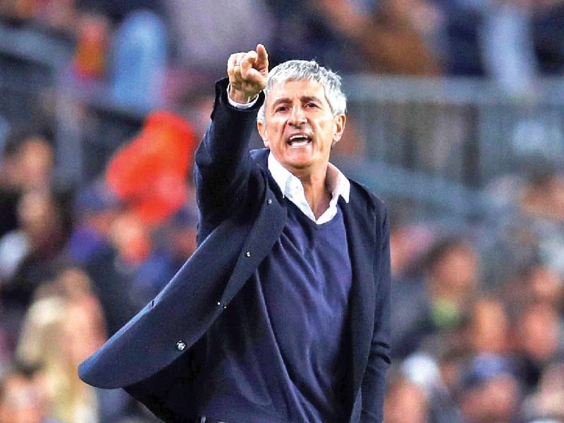  المدير الفني لبرشلونة كيكي سيتيين