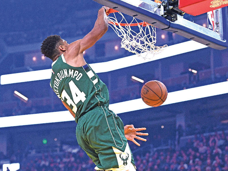 يانيس أنتيتوكونمبو نجم ميلووكي باكس  