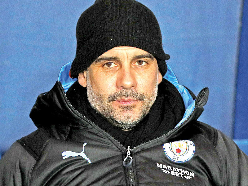 المدير الفني لمانشستر سيتي بيب غوارديولا