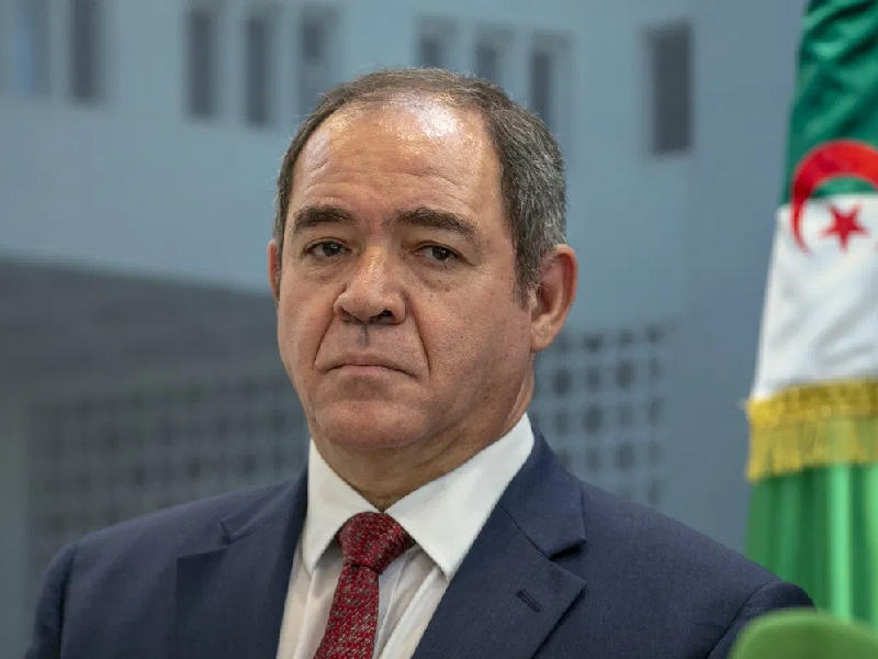 وزير الخارجية الجزائري صبري بوقدوم
