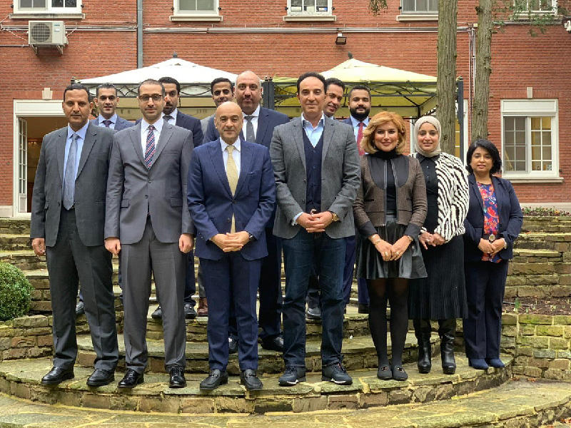 السفير جاسم البديوي و اعضاء البعثه الدبلوماسية