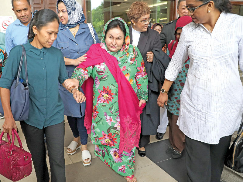 روسماه منصور زوجة رئيس الوزراء الماليزي السابق نجيب عبدالرزاق