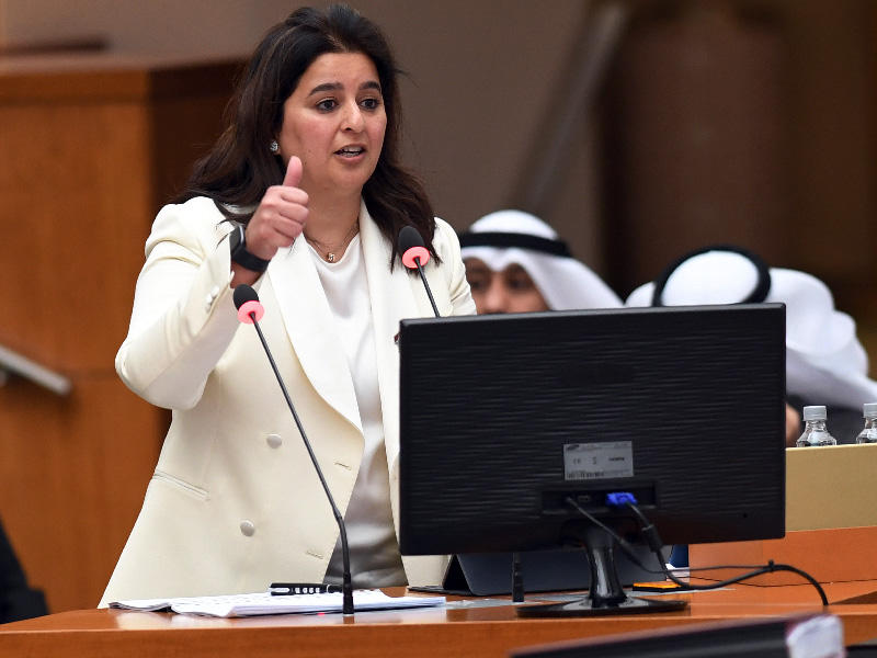 وزيرة الاشغال العامة وزيرة الدولة لشؤون الاسكان د. رنا الفارس