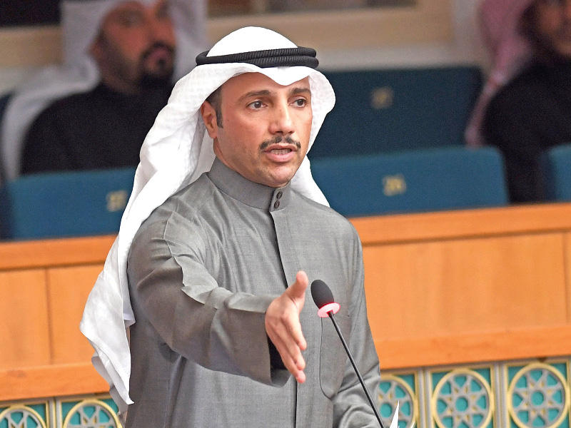 الغانم خلال الجلسة (تصوير عبدالله الخلف)