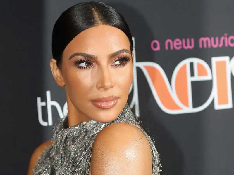 نجمة تلفزيون الواقع ​كيم كارداشيان