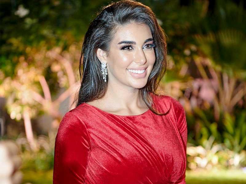  النجمة ياسمين صبري