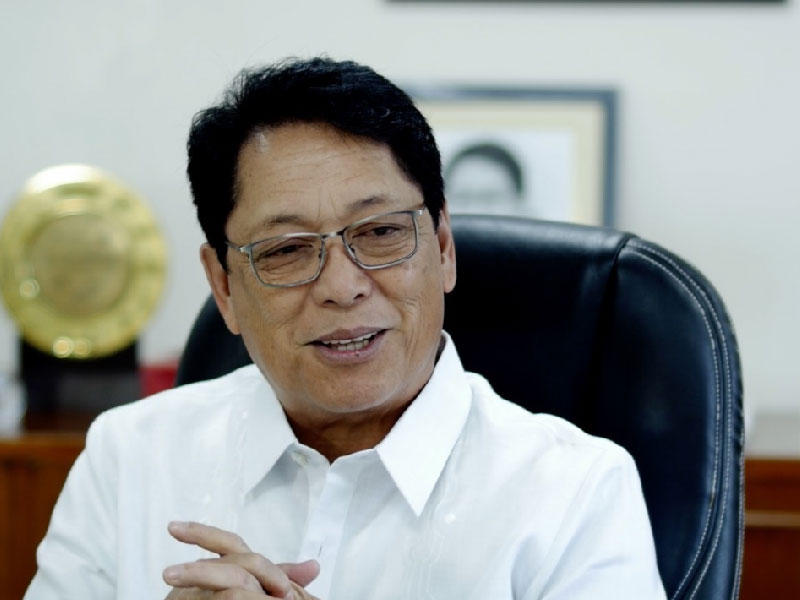 وزير العمل الفلبيني سيلفستر بيلو