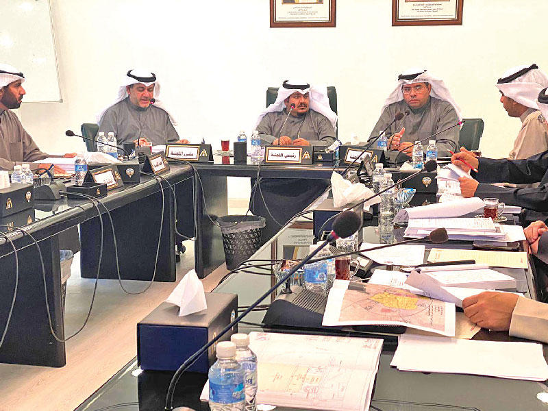 أحالت لجنة محافظة الجهراء في المجلس البلدي 