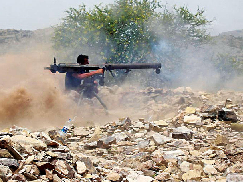 تقدم حكومي في تعز وتصعيد حوثي بالحديدة