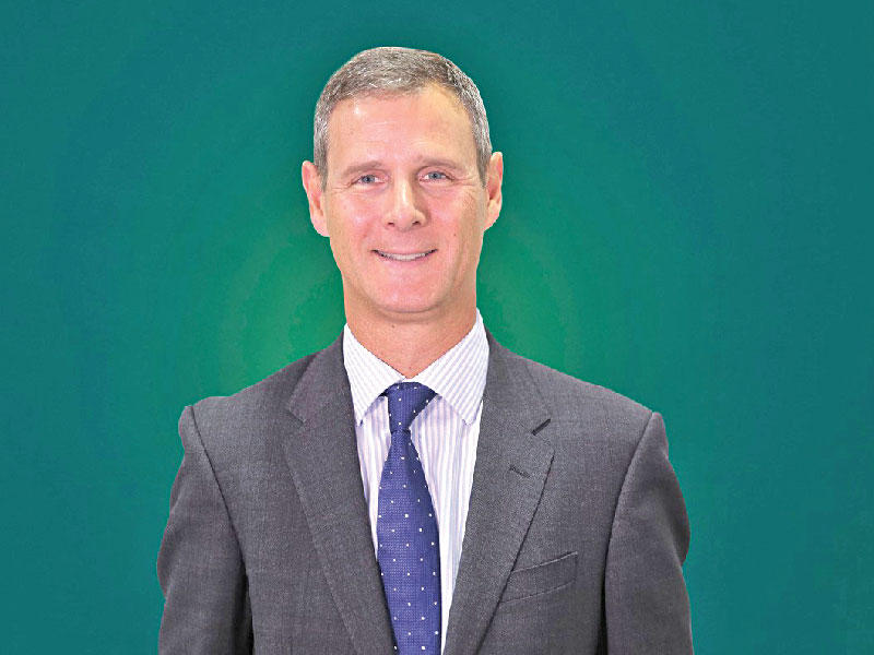 رئيس الموارد البشرية للمجموعة في بيت التمويل الكويتي فريدريك كارستينز